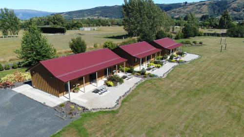 Exterior view, Longbourne Lodge in Mosgiel Exterior view, Longbourne Lodge in Mosgiel