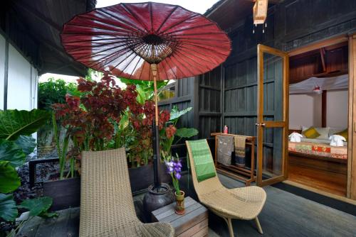 balcon/terrasse, La Maison Birmane Boutique Hotel in Lac Inle balcon/terrasse, La Maison Birmane Boutique Hotel in Lac Inle