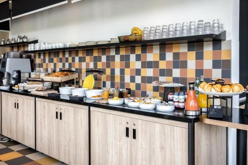 Ruoka ja Juomat, Hôtel Mercure Paris Gennevilliers in Gennevilliers Ruoka ja Juomat, Hôtel Mercure Paris Gennevilliers in Gennevilliers