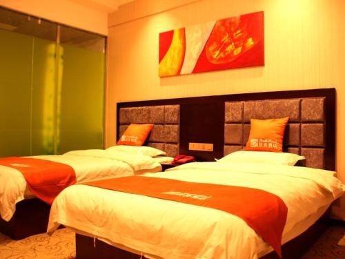GreenTree Inn Zhangye Ganzhou Area East Street Shell Hotel in Zhangye GreenTree Inn Zhangye Ganzhou Area East Street Shell Hotel in Zhangye