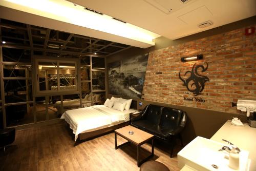 This photo about Hotel Yolo shared on HyHotel.com