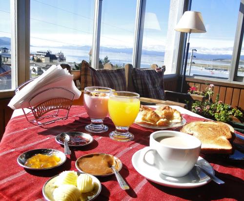 Food and beverages, Hotel Mustapic in Ushuaia Food and beverages, Hotel Mustapic in Ushuaia