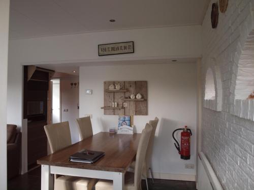 Facilities, Zomerhuis De Zeedistel in Wimmenum Facilities, Zomerhuis De Zeedistel in Wimmenum