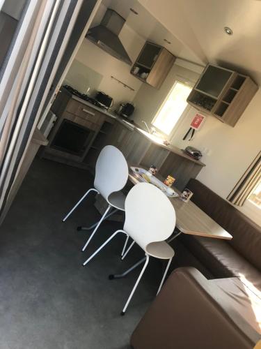 This photo about Les sables du midi shared on HyHotel.com