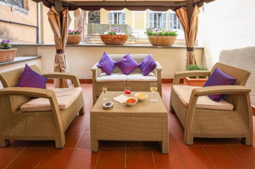 Balcony/terrace, B & B History Suite-NEW in Pantheon Balcony/terrace, B & B History Suite-NEW in Pantheon