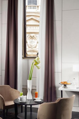Piazza Del Gesu' Luxury Suites - image 4