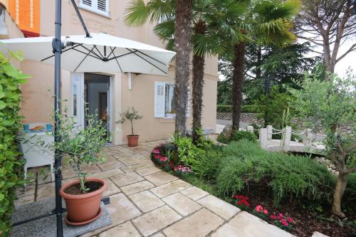 شرفة/ تراس, Apartmani Đani in ملنسكة شرفة/ تراس, Apartmani Đani in ملنسكة