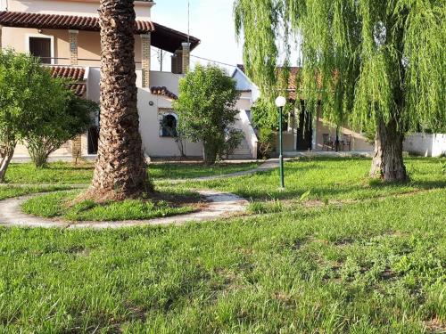 This photo about Nondes Studios shared on HyHotel.com