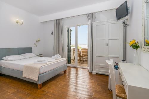 Malion Rooms in Milos Island Malion Rooms in Milos Island
