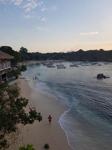 Beach, Radiance Sunset Villas Lembongan in Nusa Lembongan Beach, Radiance Sunset Villas Lembongan in Nusa Lembongan