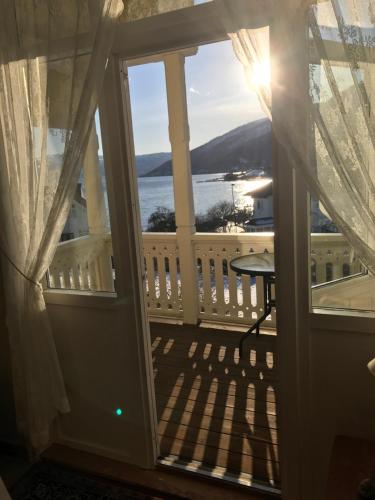 Balkon/terasa, Villa Holmen in Balestrand Balkon/terasa, Villa Holmen in Balestrand