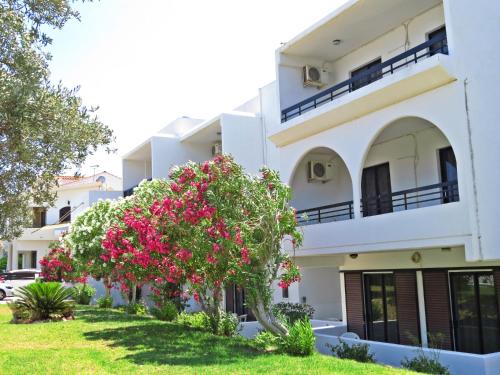 Debby Apartments