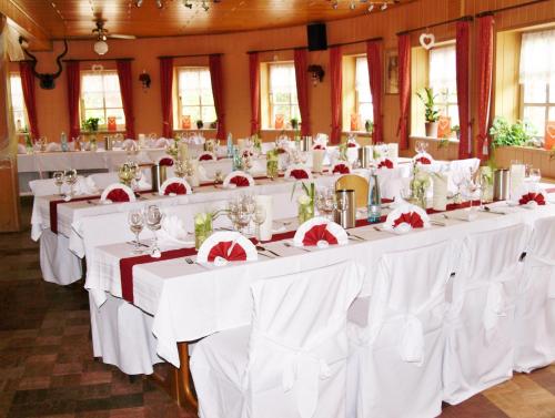 Hotel Auerhahn in جريفينكروج Hotel Auerhahn in جريفينكروج