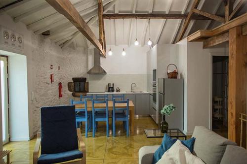 Casa da Assudra in Vila Praia De Ancora Casa da Assudra in Vila Praia De Ancora