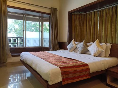 This photo about Hotel Chandralok shared on HyHotel.com