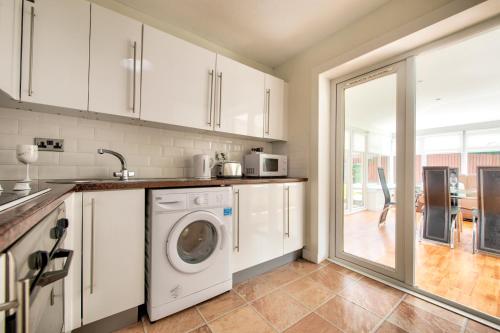 Mutfak, No.17 Serviced Apartment near Celtic Park Mutfak, No.17 Serviced Apartment near Celtic Park