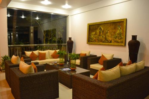 Blue Whale Resort & Kite Surfing in Kalpitiya Blue Whale Resort & Kite Surfing in Kalpitiya