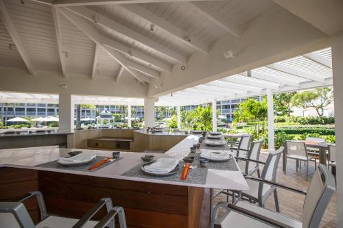 This photo about Ocean Club West Resort shared on HyHotel.com