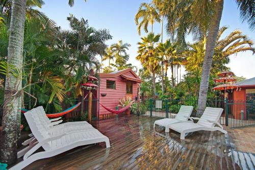 Garden, Travellers Oasis in Cairns Garden, Travellers Oasis in Cairns