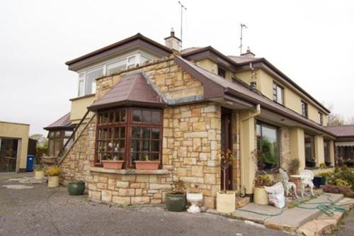 This photo about Teach Eamainn shared on HyHotel.com