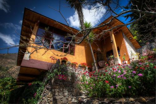 Garden, Casa Wenche in Santa Cruz la Laguna Garden, Casa Wenche in Santa Cruz la Laguna