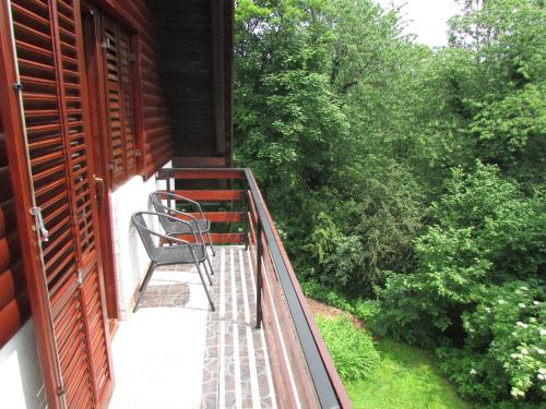 beranda/teres, Guest House Nenad in Plitvicka Jezera beranda/teres, Guest House Nenad in Plitvicka Jezera