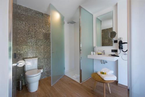 This photo about Central Maria shared on HyHotel.com