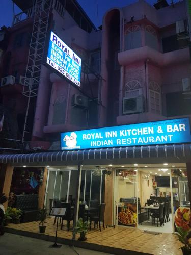 Hotel Royal Inn Kitchen And Bar