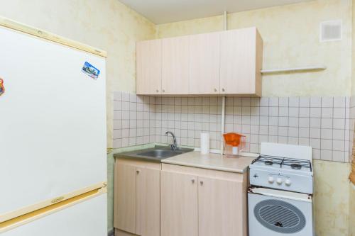 Apartment on 50 let Oktyabrya 51 TyumGNGU in Tsentralny Apartment on 50 let Oktyabrya 51 TyumGNGU in Tsentralny