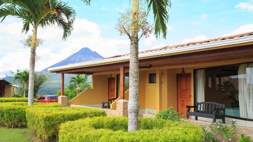 This photo about Hotel Linda Vista shared on HyHotel.com