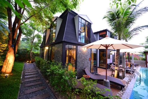 Exterior view, Bukit Pool Villas in Phuket Exterior view, Bukit Pool Villas in Phuket