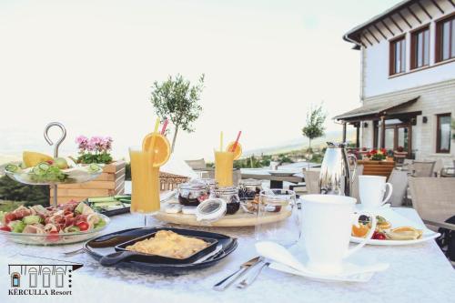 KERCULLA Resort in Гжирокастер KERCULLA Resort in Гжирокастер