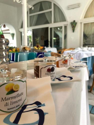Comida y bebida, Albergo Gatto Bianco in Capri Comida y bebida, Albergo Gatto Bianco in Capri
