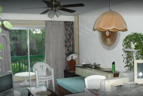 This photo about Walmer Lodge Apartments shared on HyHotel.com