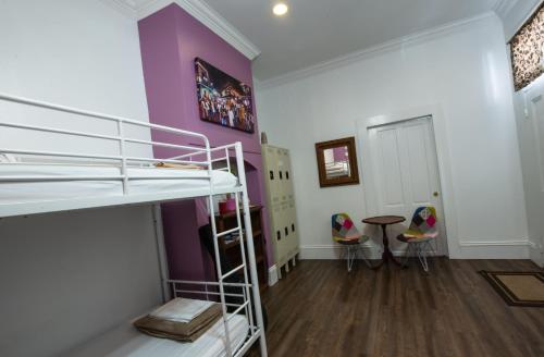 在meiguo.com看到的Auberge NOLA Hostel的介绍图片