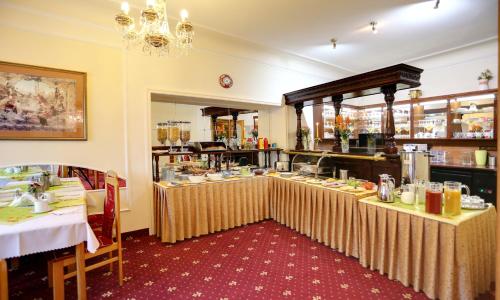 Food and beverages, SPA hotel Purkyně in Karlovy Vary Food and beverages, SPA hotel Purkyně in Karlovy Vary