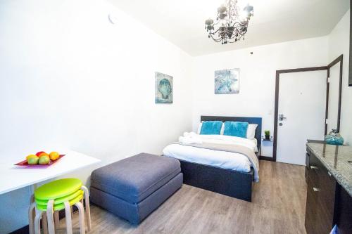 This photo about Ocean walk apartments shared on HyHotel.com