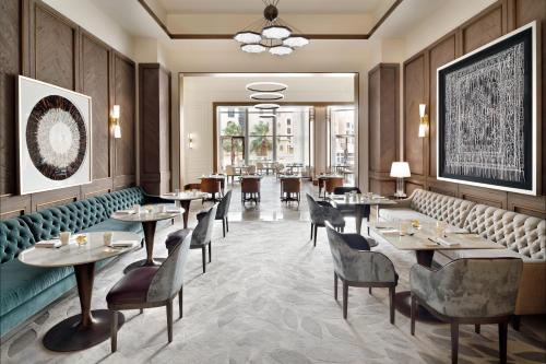 Restaurant, Address Downtown near The Dubai Fountain Restaurant, Address Downtown near The Dubai Fountain