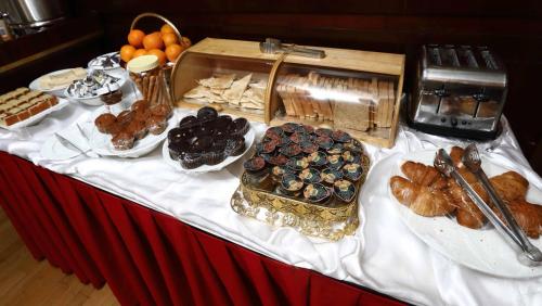 Food and beverages, Al Hayat Hotel Suites in Sharjah Food and beverages, Al Hayat Hotel Suites in Sharjah
