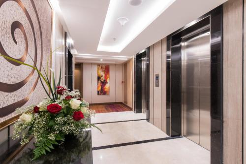 Lobby, Ramada by Wyndham Continental Jeddah near haifaa Mall Lobby, Ramada by Wyndham Continental Jeddah near haifaa Mall