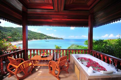 Balcony/terrace, Haadyao Bayview Resort & Spa in Haad Yao Balcony/terrace, Haadyao Bayview Resort & Spa in Haad Yao