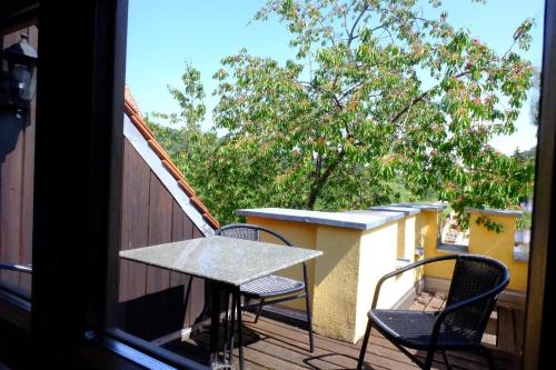Balcony/terrace, Hotel Schlossresidenz Heitzenhofen in Duggendorf Balcony/terrace, Hotel Schlossresidenz Heitzenhofen in Duggendorf