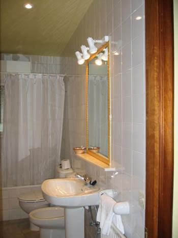 This photo about Apartamentos San Pedro shared on HyHotel.com