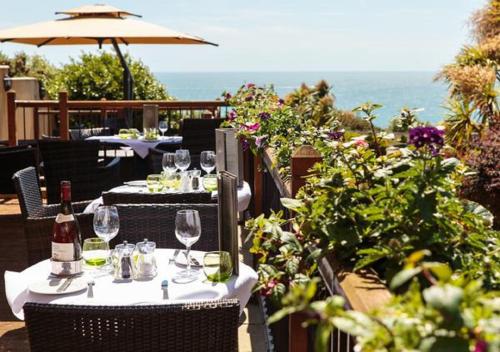 Food and beverages, Hotel Miramar in Bournemouth Food and beverages, Hotel Miramar in Bournemouth