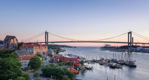 This photo about Best Western Plus Waterfront Hotel shared on HyHotel.com