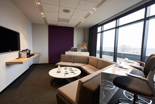 Salas de reuniones, Hôtel Escad Quartier DIX30 (Hotel Escad Quartier DIX30) in Brossard Salas de reuniones, Hôtel Escad Quartier DIX30 (Hotel Escad Quartier DIX30) in Brossard