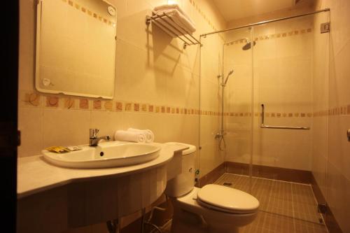 This photo about AHA Friday Hotel Le Hong Phong shared on HyHotel.com