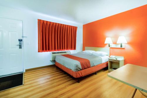 This photo about Motel 6 Kelso - Mt St Helens shared on HyHotel.com