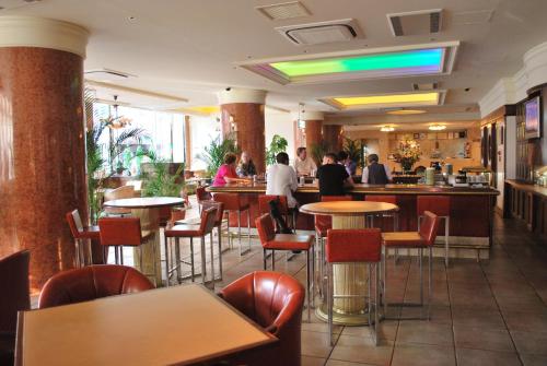 레스토랑, Hotel New Yokosuka (Hotel New Yokosuka) in 요코스카 레스토랑, Hotel New Yokosuka (Hotel New Yokosuka) in 요코스카
