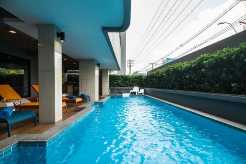 アルト ホテル ナナ9